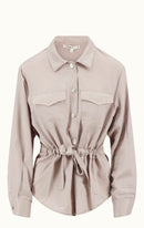 Zusss - Lange Satijnen Blouse met Ceintuur - Crème / Wit