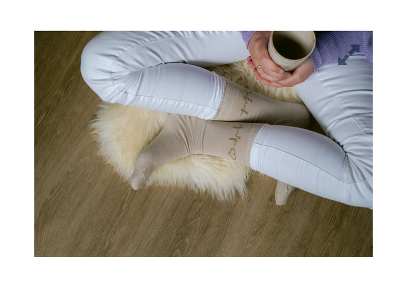 LUME x LUV Sokken - Geloof, hoop, liefde - Off White