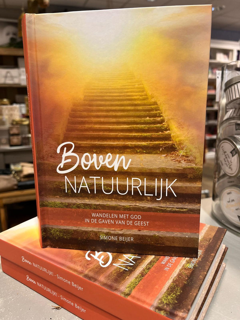 Boven natuurlijk - Simone Beijer