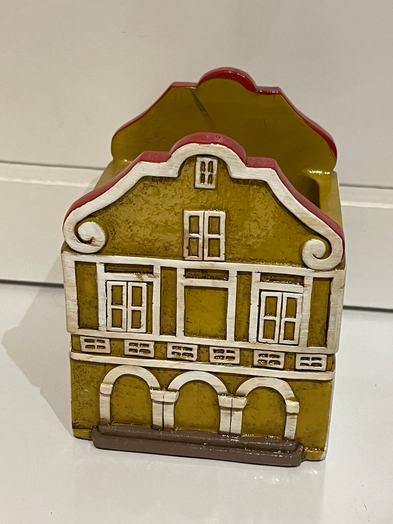 Keramieken gekleurde HUISJES - Curacao - Mosterdgeel