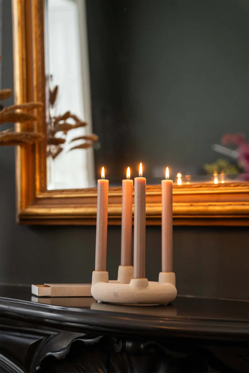 Zusss - Keramieken kandelaar voor 4 dinerkaarsen rond - Zand