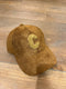 Hippe CAP met letter C in Bouclé - Camel