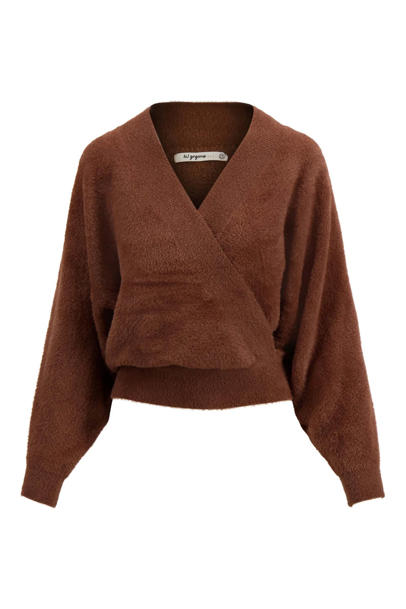 Zusss - Wikkel trui in Fluffy garen - Mid brown
