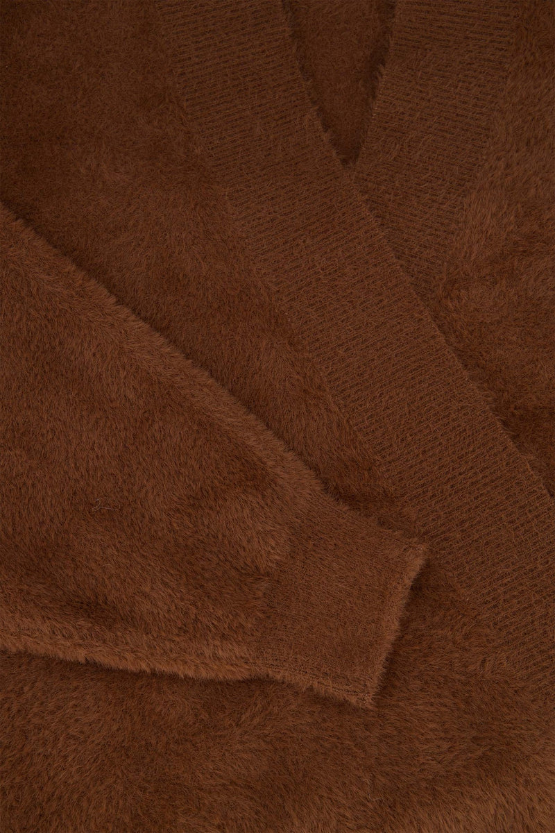 Zusss - Wikkel trui in Fluffy garen - Mid brown