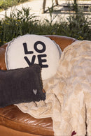 Zusss - Kussen Rond Love zand/antracietgrijs - 45cm