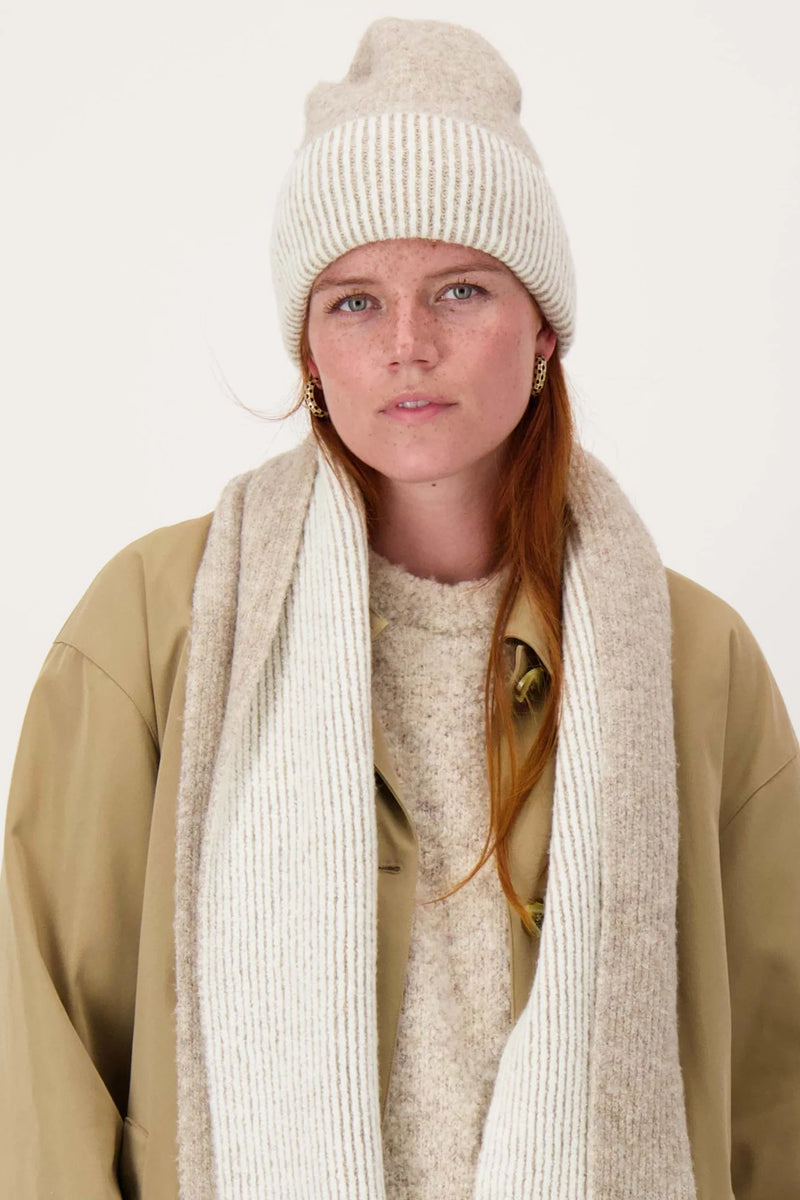 Zusss Gebreide Muts Met Tipping - Taupe