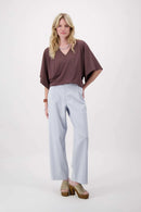 Zusss - V hals T-shirt wijde mouw met Zusss Embroidery - Brown