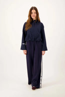 Zusss - Wideleg Jogger Broek Met Zijbies - Off White / Dark Navy