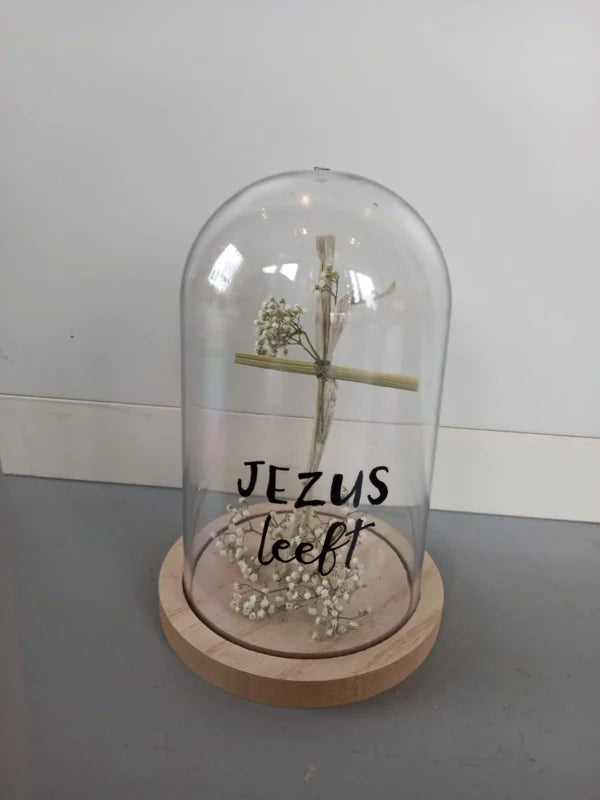 Stolpje met tekst - Jezus Leeft - inhoud Kruisje met gipskruid