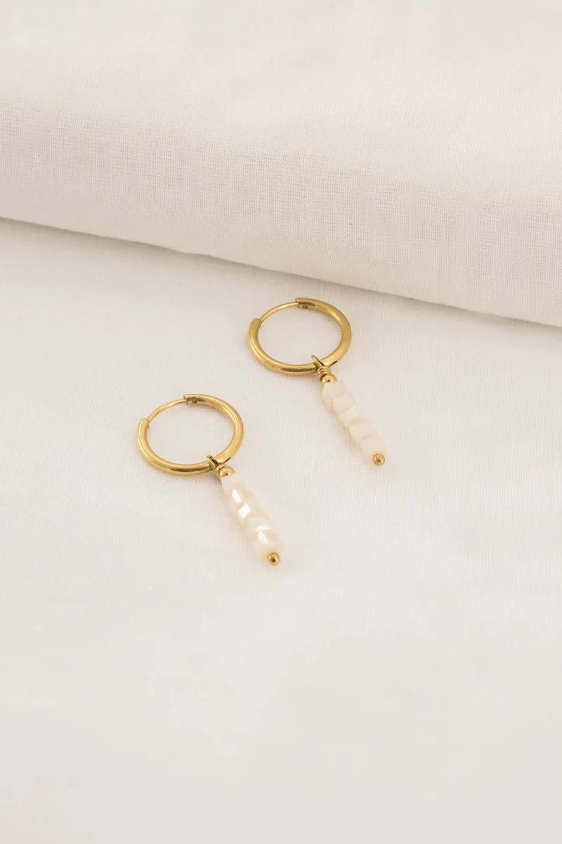 Zusss Oorbellen met steentjes - Off-white