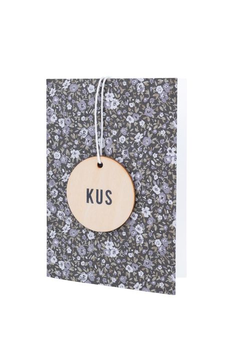 Zusss Wenskaart met houten tag - Kus